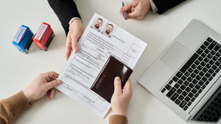 Chuẩn bị hồ sơ đúng ngay từ đầu sẽ giúp tránh được những rủi ro không đáng có khi nộp hồ sơ